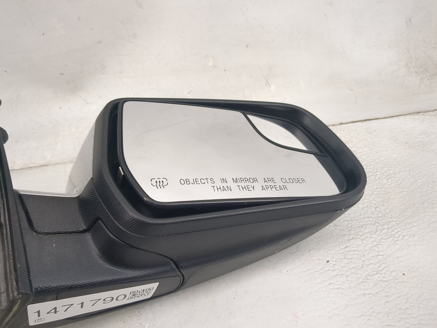 2011-2014 Chevrolet Equinox Passenger Side View Mirror - Right Door Mirror OEM Used - Oemusedautoparts1.com