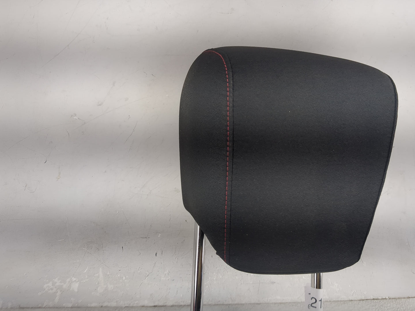 2014-2017 Chevrolet Equinox Headrest Head Rest Front Driver Seat Black 1472216 - Oemusedautoparts1.com