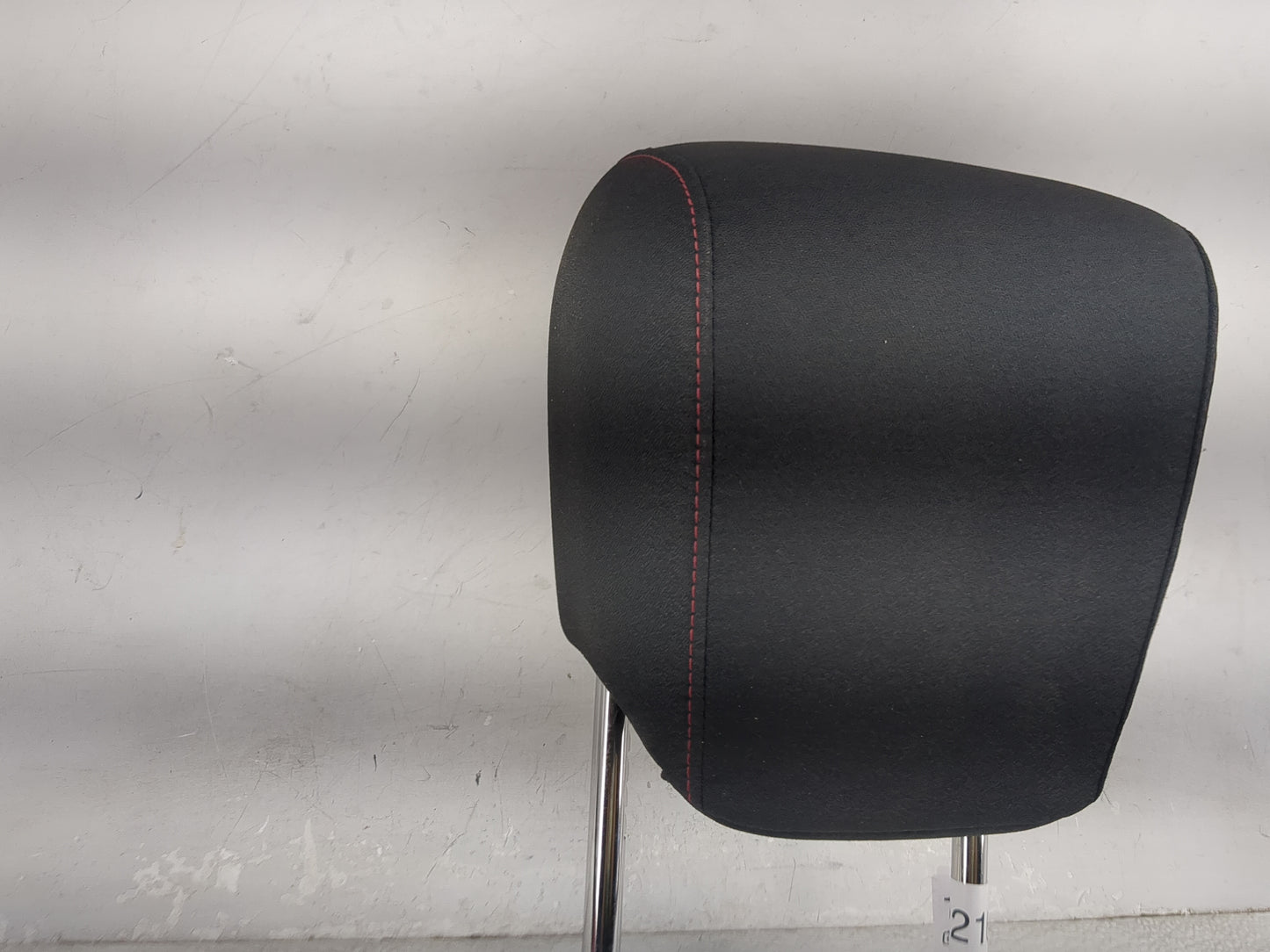 2014-2017 Chevrolet Equinox Headrest Head Rest Front Driver Seat Black 1472216 - Oemusedautoparts1.com