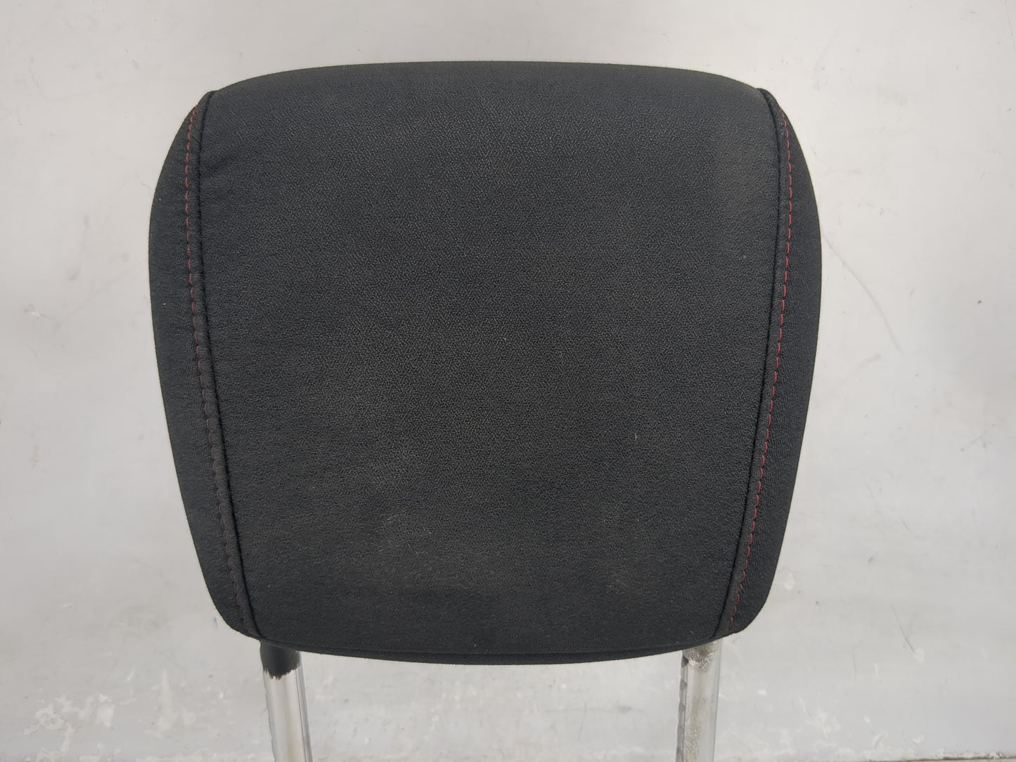 2014-2017 Chevrolet Equinox Headrest Head Rest Front Driver Seat Black 1472216 - Oemusedautoparts1.com
