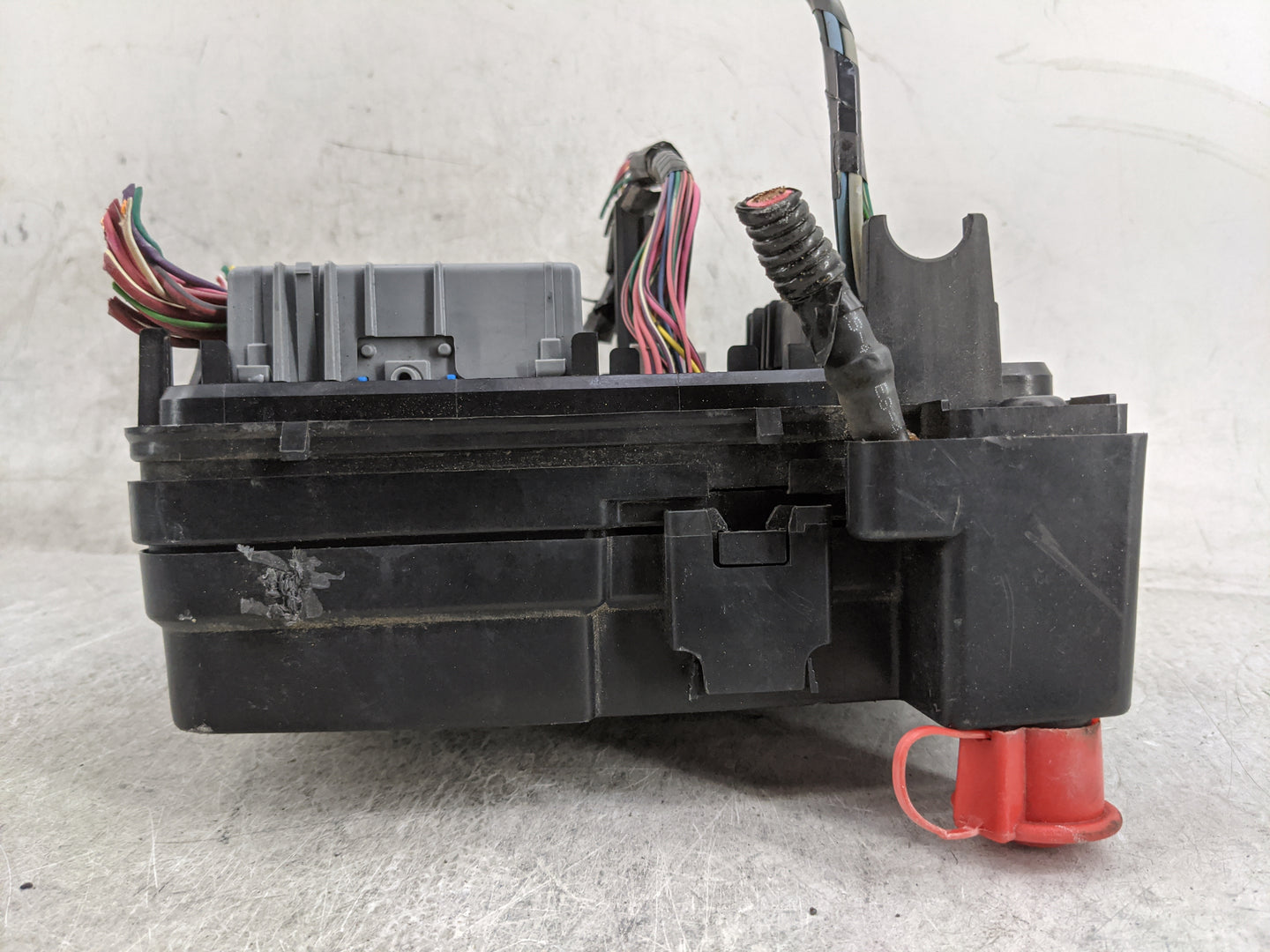 2013-2015 Chevrolet Equinox Fusebox Fuse Box Panel Relay Module P/N:22929763 Fits Fits 2013 2014 2015 OEM Used Auto Parts - 