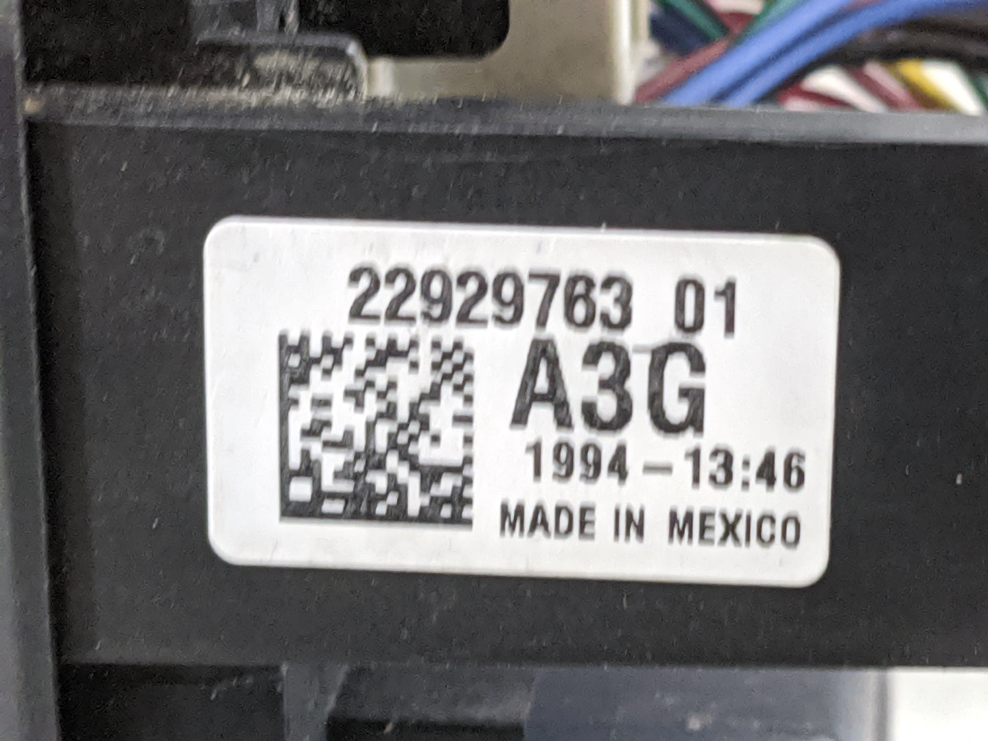 2013-2016 Chevrolet Equinox Fusebox Fuse Box Panel Relay Module P/N:22929763 Fits Fits 2013 2014 2015 2016 OEM Used Auto Par