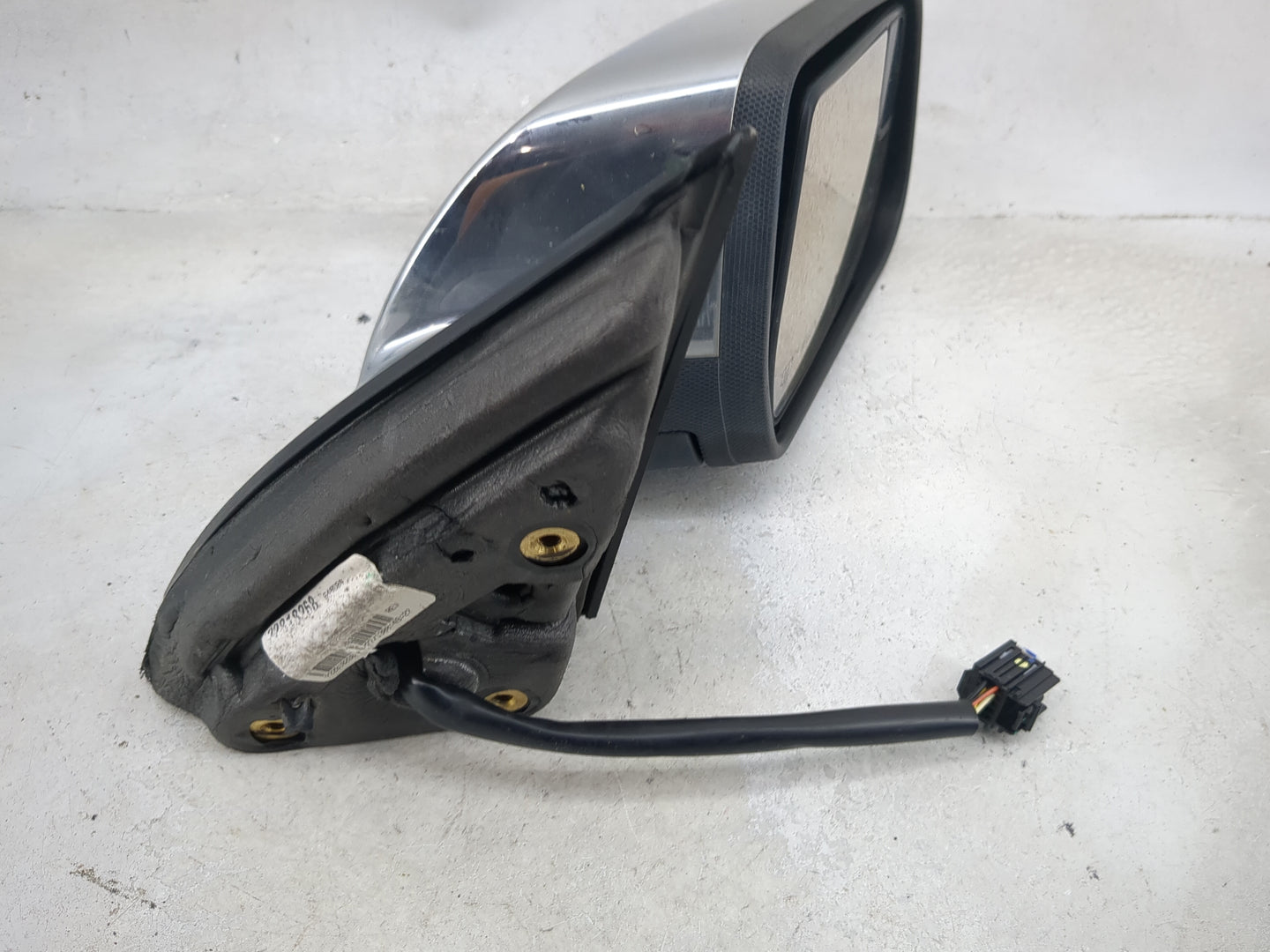 2014 Chevrolet Equinox Passenger Side View Mirror - Right Door Mirror OEM Used - Oemusedautoparts1.com