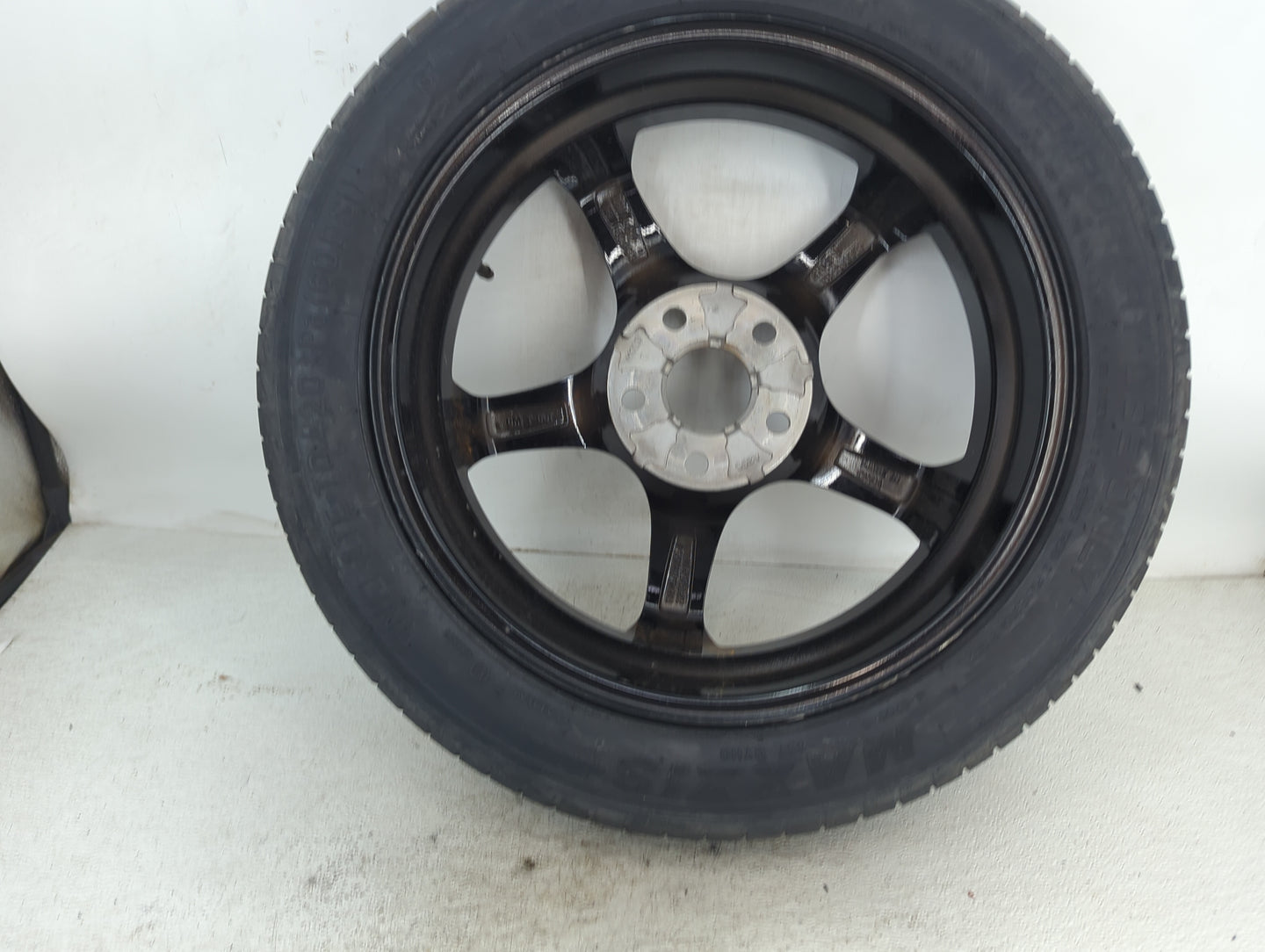 2014-2014 Chevrolet Equinox Spare Donut Tire Wheel Rim Oem 1491184 - Oemusedautoparts1.com