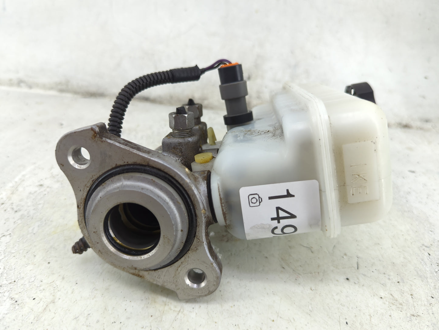 2011-2017 Chevrolet Equinox Brake Master Cylinder 1492420 - Oemusedautoparts1.com