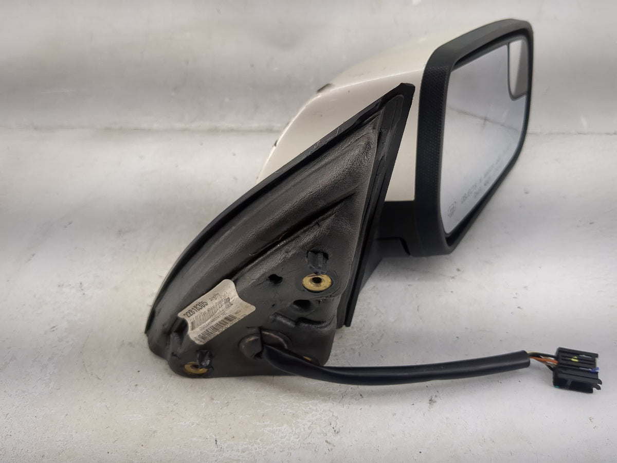 2011-2014 Chevrolet Equinox Passenger Side View Mirror - Right Door Mirror OEM Used - Oemusedautoparts1.com