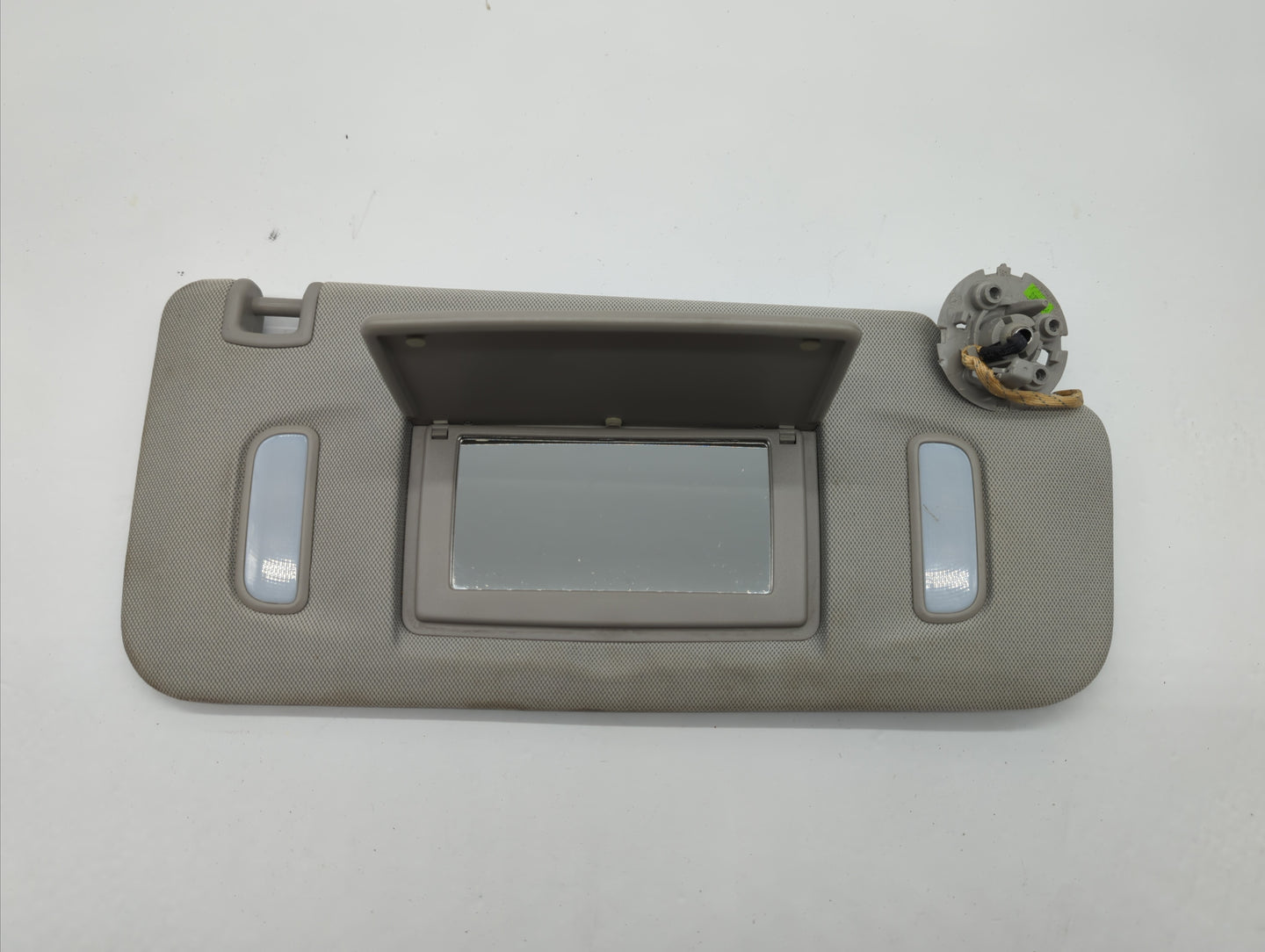 2010-2017 Chevrolet Equinox Sun Visor Shade Replacement Passenger Right Mirror Fits Fits 2010 2011 2012 2013 2014 2015 2016 