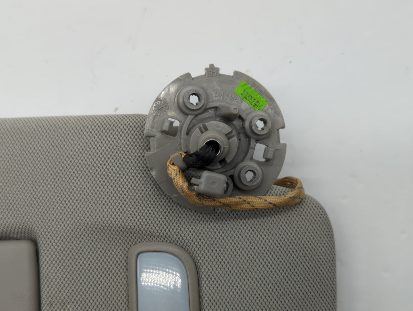 2010-2017 Chevrolet Equinox Sun Visor Shade Replacement Passenger Right Mirror Fits Fits 2010 2011 2012 2013 2014 2015 2016 