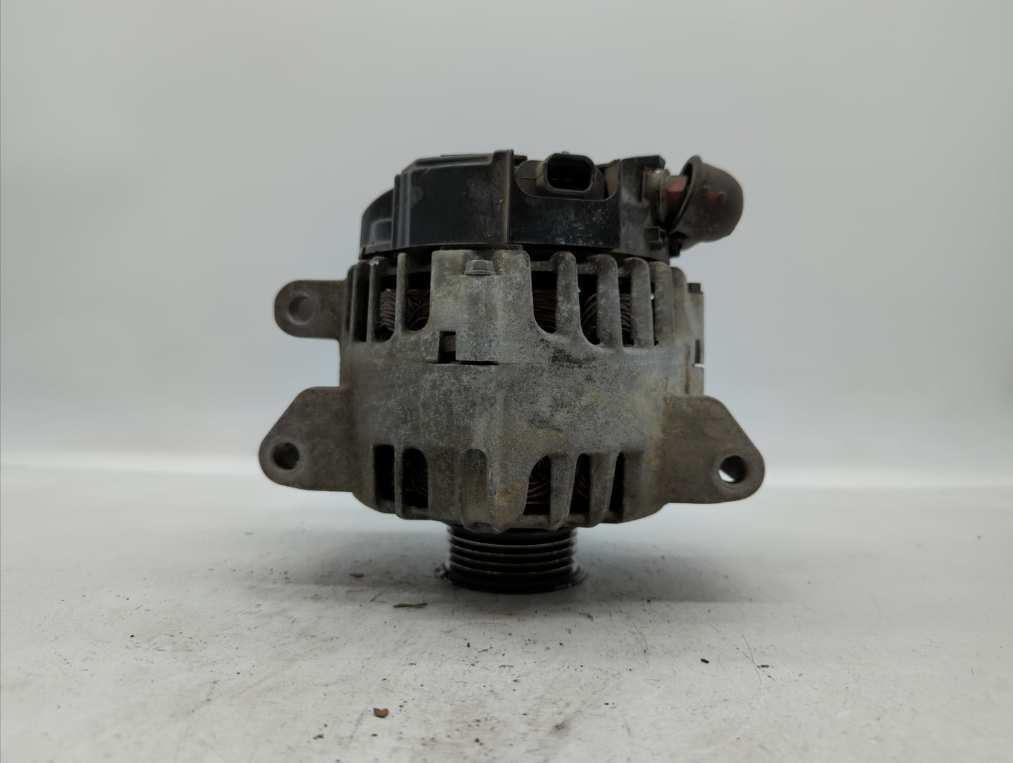 2010-2017 Chevrolet Equinox Alternator Replacement Generator Charging Assembly Engine OEM P/N:13588328 13512759 Fits OEM Use