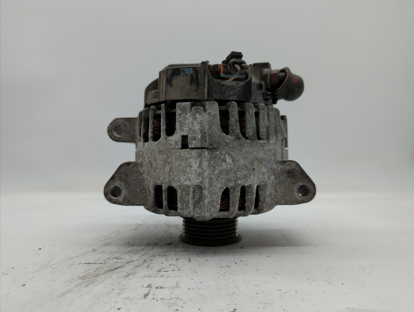 2010-2017 Chevrolet Equinox Alternator Replacement Generator Charging Assembly Engine OEM P/N:13588328 13512759 Fits OEM Use