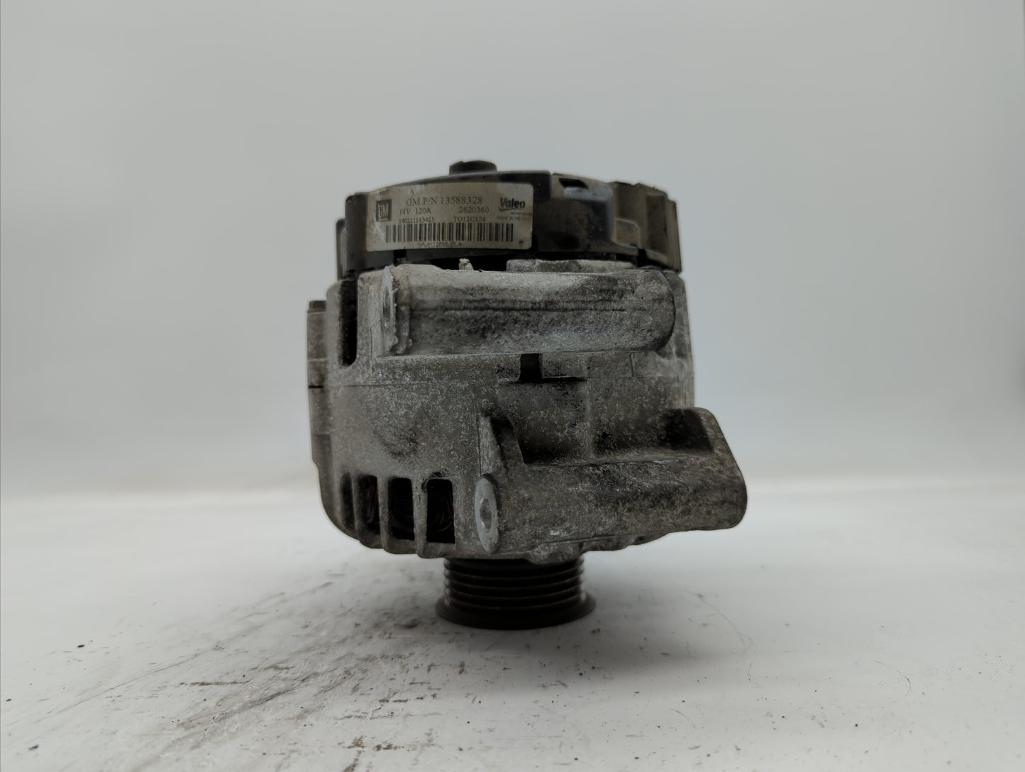 2010-2017 Chevrolet Equinox Alternator Replacement Generator Charging Assembly Engine OEM P/N:13588328 13512759 Fits OEM Use