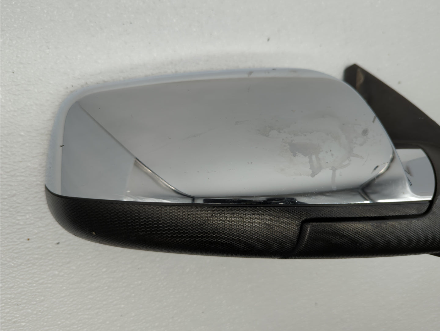 2011-2013 Chevrolet Equinox Passenger Side View Mirror - Right Door Mirror OEM Used - Oemusedautoparts1.com