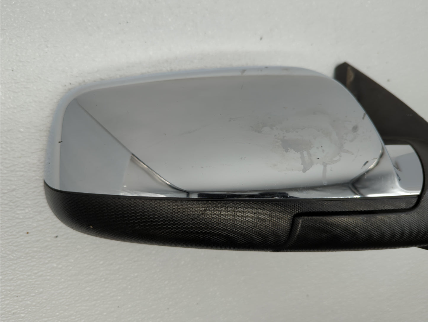 2011-2013 Chevrolet Equinox Passenger Side View Mirror - Right Door Mirror OEM Used - Oemusedautoparts1.com
