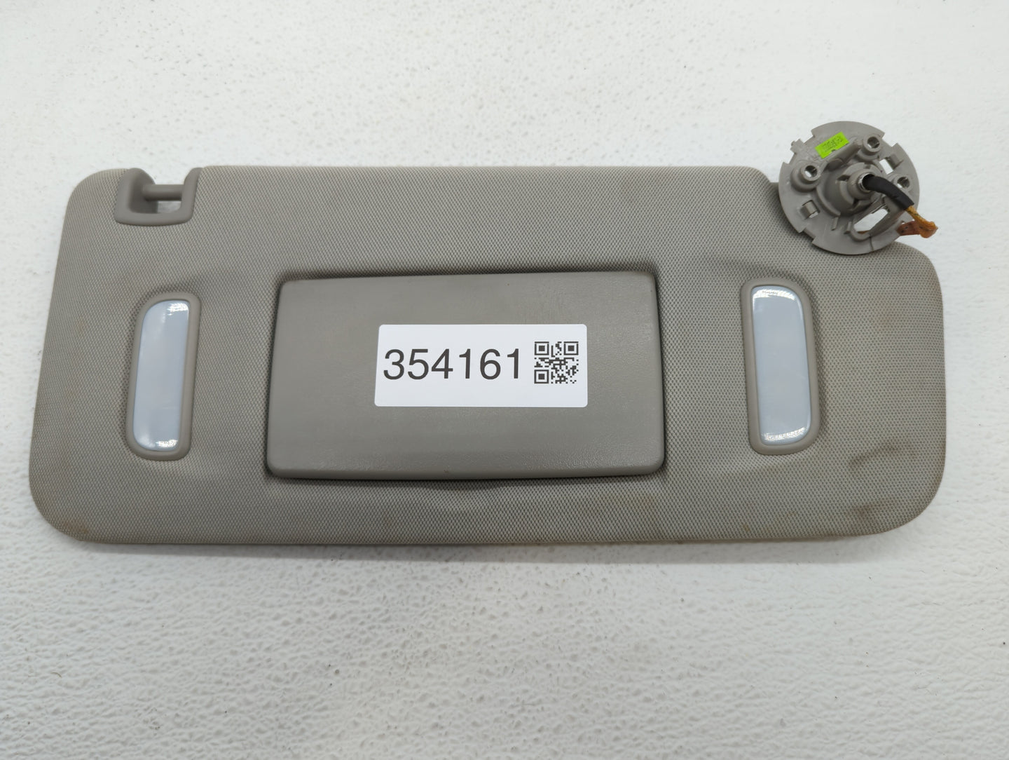 2010-2017 Chevrolet Equinox Sun Visor Shade Replacement Passenger Right Mirror Fits Fits 2010 2011 2012 2013 2014 2015 2016 