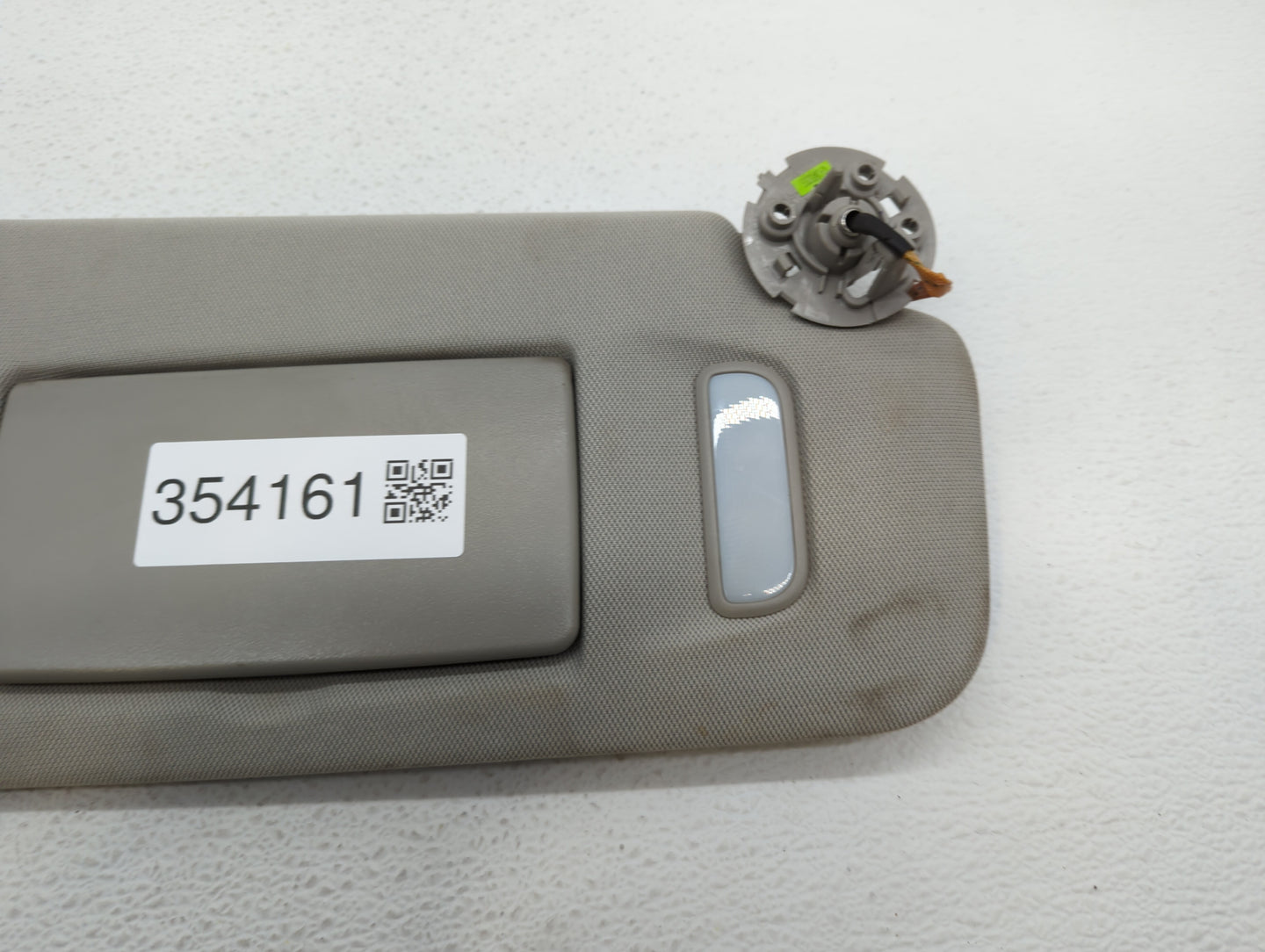 2010-2017 Chevrolet Equinox Sun Visor Shade Replacement Passenger Right Mirror Fits Fits 2010 2011 2012 2013 2014 2015 2016 