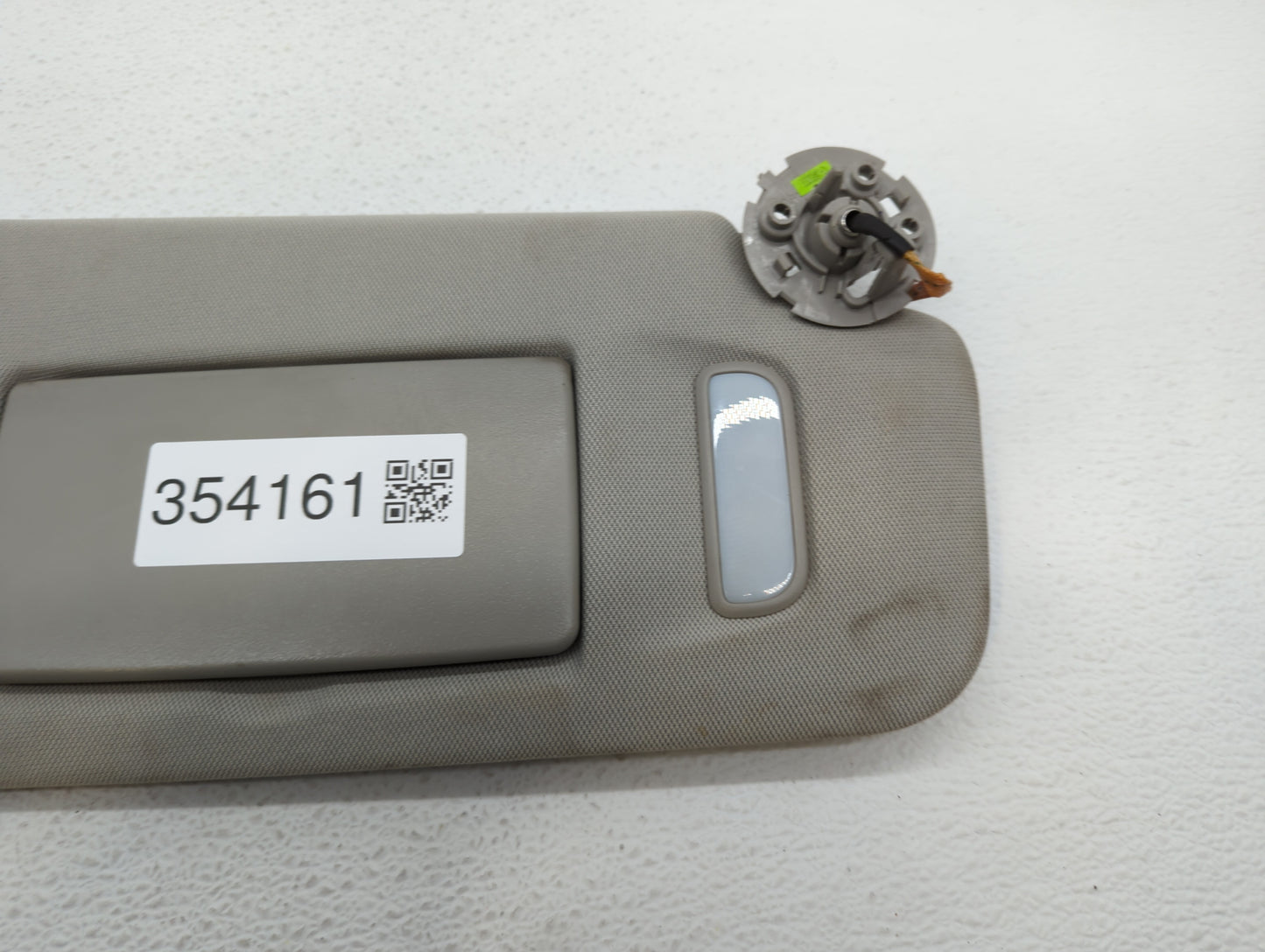 2010-2017 Chevrolet Equinox Sun Visor Shade Replacement Passenger Right Mirror Fits Fits 2010 2011 2012 2013 2014 2015 2016 