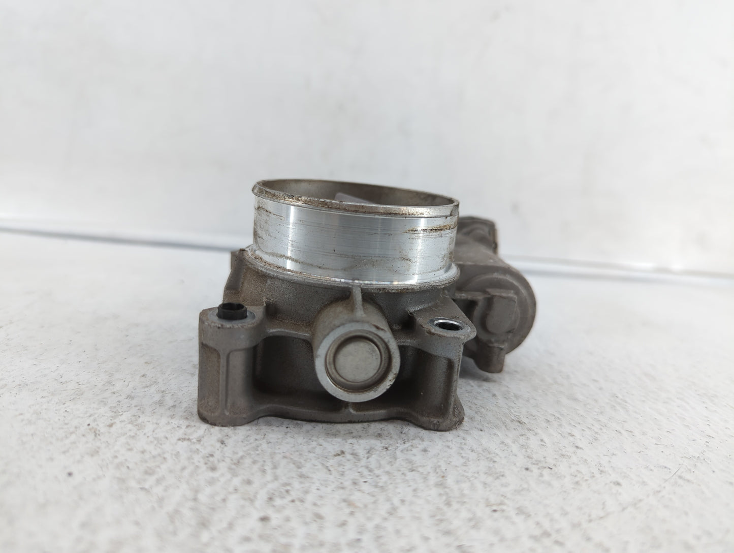 2012-2015 Chevrolet Equinox Throttle Body P/N:12632101CA Fits Fits 2012 2013 2014 2015 OEM Used Auto Parts - Oemusedautopart