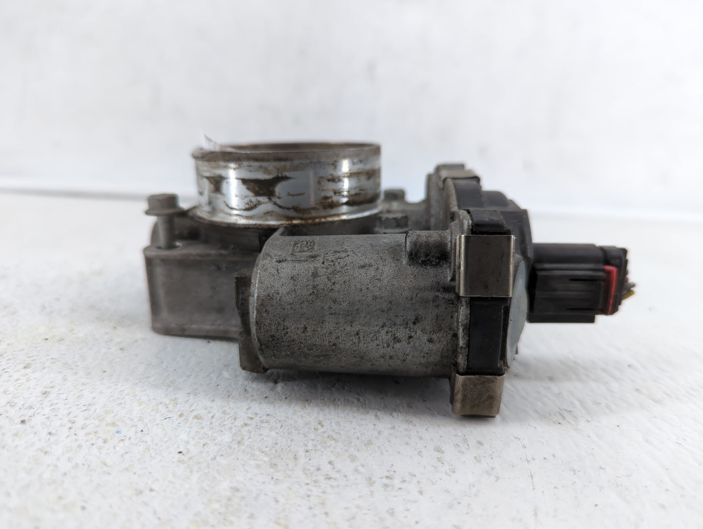 2012-2015 Chevrolet Equinox Throttle Body P/N:12627217DA 12632101CA Fits Fits 2012 2013 2014 2015 OEM Used Auto Parts - Oemu