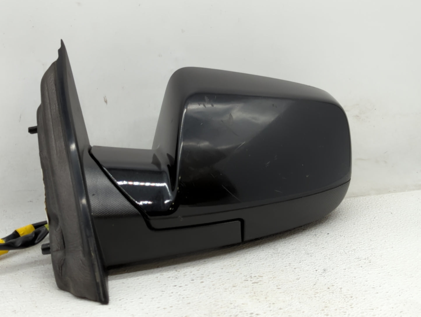 2011-2014 Chevrolet Equinox Driver Side View Mirror - Left Door Mirror OEM Used - Oemusedautoparts1.com