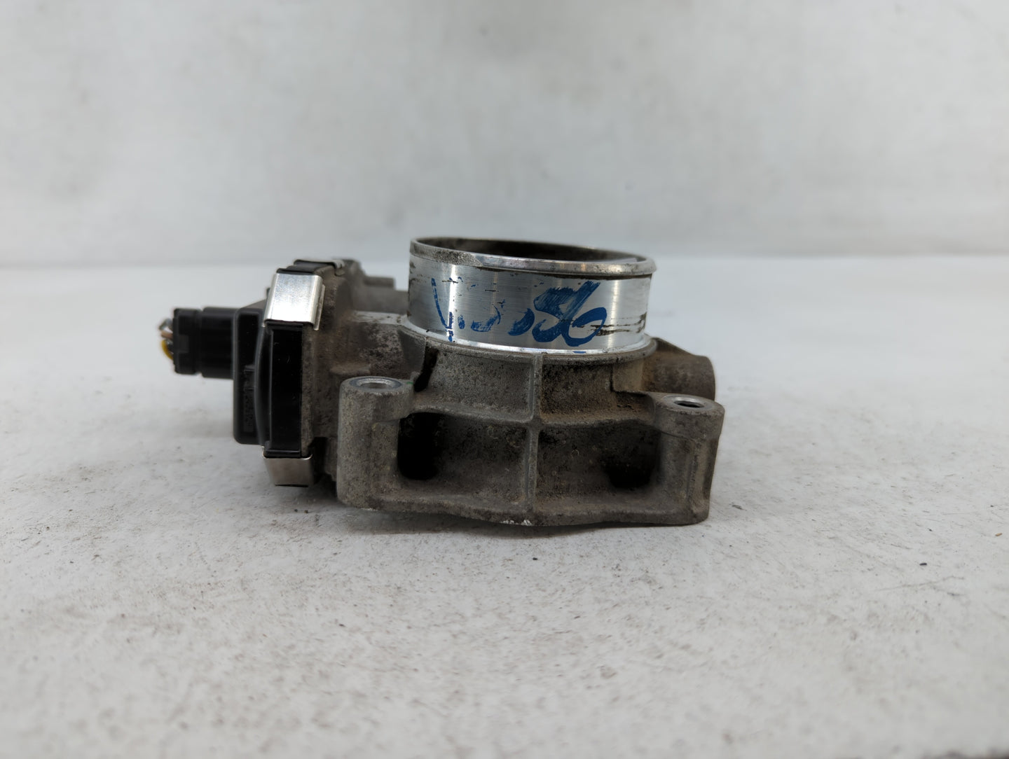 2012-2015 Chevrolet Equinox Throttle Body P/N:12627217DA 12632101CA Fits Fits 2012 2013 2014 2015 OEM Used Auto Parts - Oemu