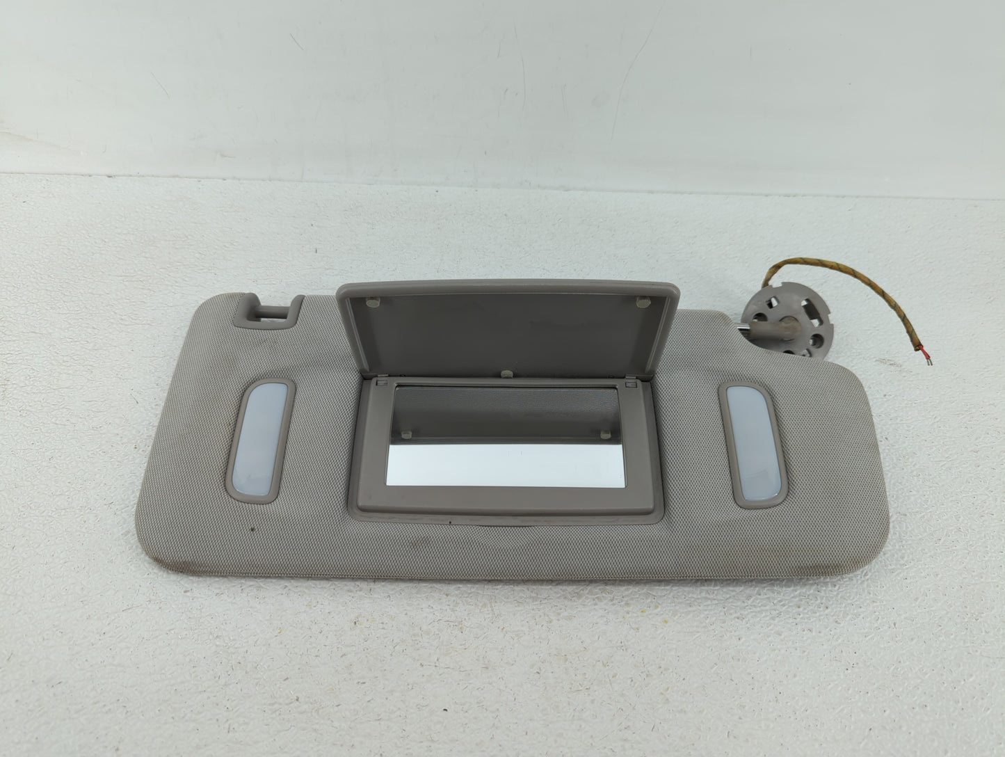 2010-2017 Chevrolet Equinox Sun Visor Shade Replacement Passenger Right Mirror Fits Fits 2010 2011 2012 2013 2014 2015 2016 