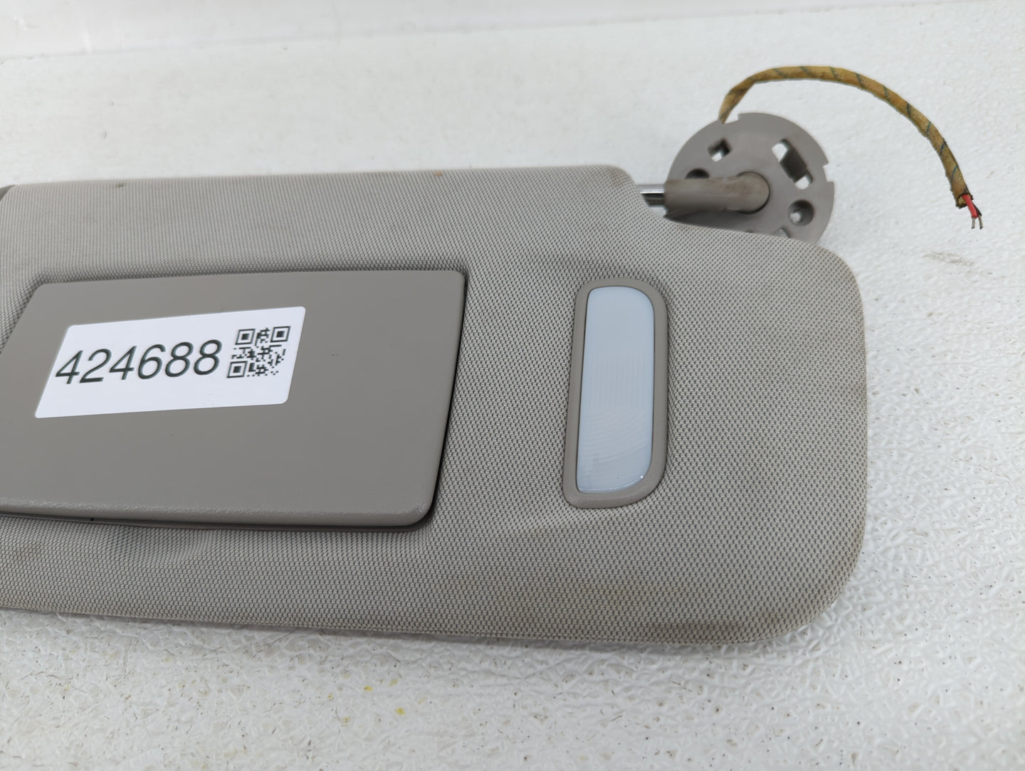 2010-2017 Chevrolet Equinox Sun Visor Shade Replacement Passenger Right Mirror Fits Fits 2010 2011 2012 2013 2014 2015 2016 