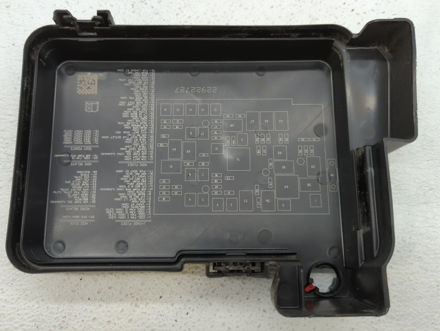 2013-2015 Chevrolet Equinox Fusebox Fuse Box Panel Relay Module P/N:22922727 22929762, 22920763 Fits Fits 2013 2014 2015 OEM