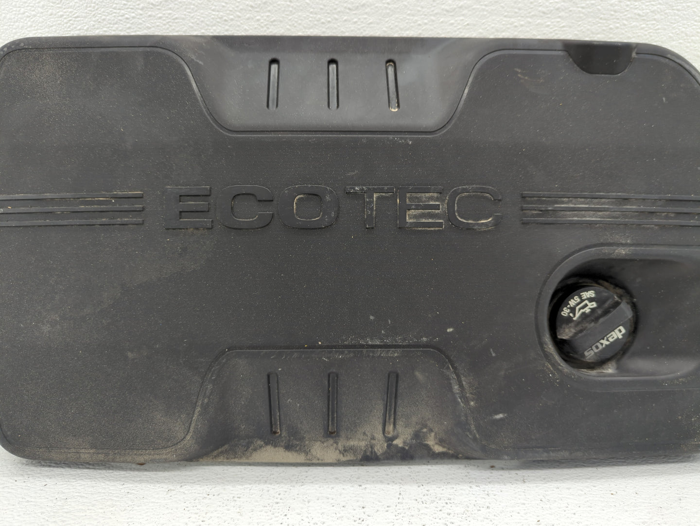 2014 Chevrolet Equinox Engine Cover - Oemusedautoparts1.com