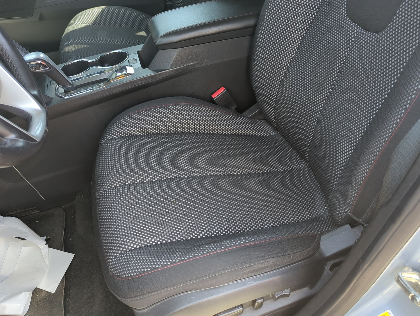 2014-2017 Chevrolet Equinox Driver Front Seat Oem 5027442 - Oemusedautoparts1.com