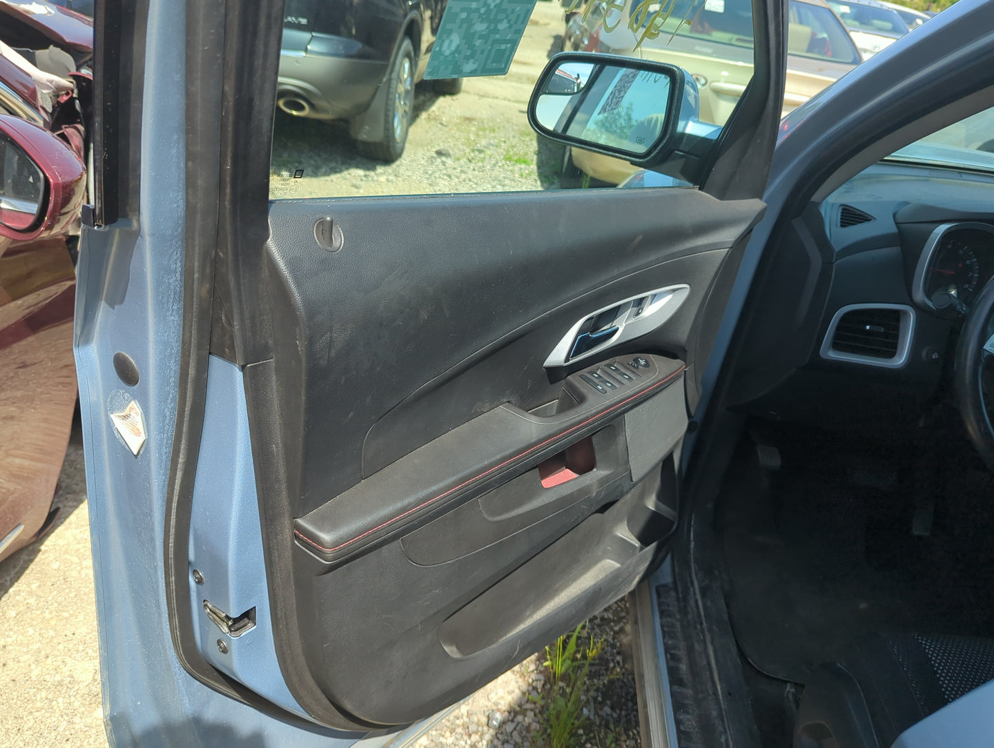2014 Chevrolet Equinox Front Left Driver Interior Door Panel Trim 5027452 - Oemusedautoparts1.com