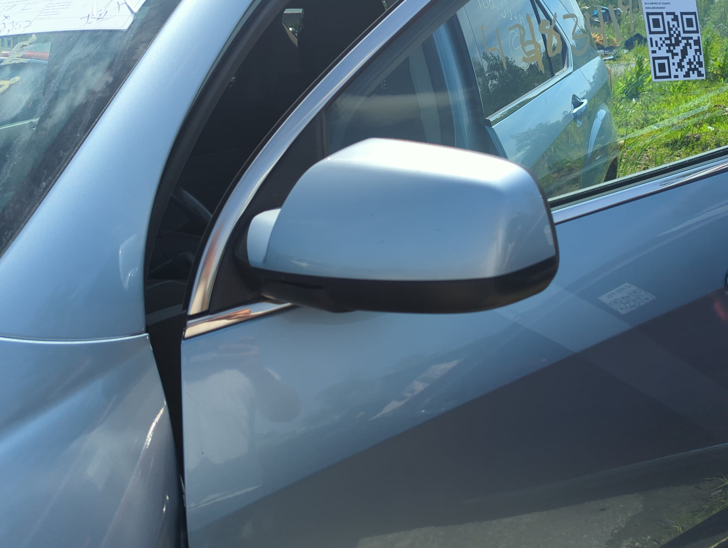 2011-2014 Chevrolet Equinox Driver Side View Mirror - Left Door Mirror OEM Used - Oemusedautoparts1.com