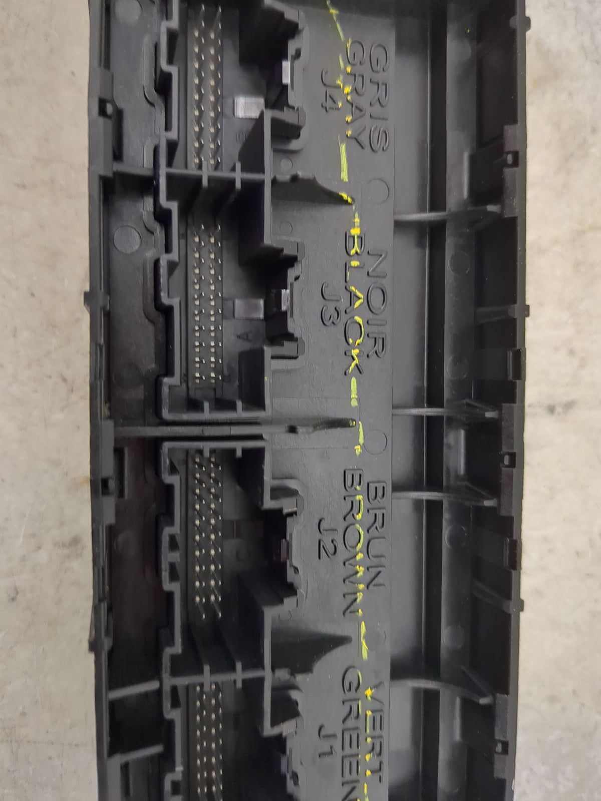 2014-2014 Chevrolet Equinox Communication Control Module 5027604 - Oemusedautoparts1.com