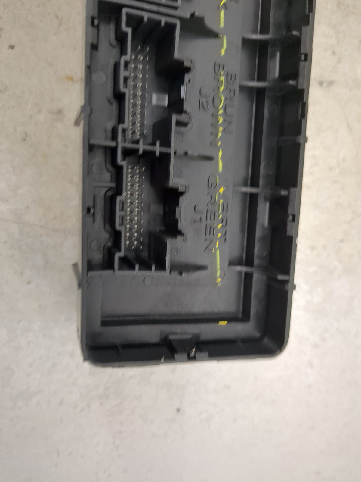 2014-2014 Chevrolet Equinox Communication Control Module 5027604 - Oemusedautoparts1.com