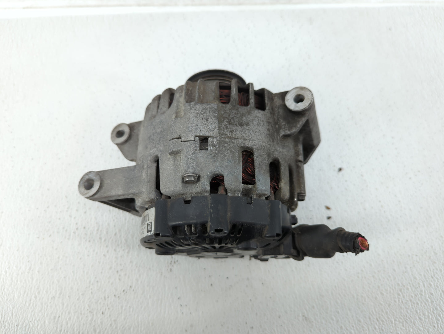 2010-2017 Chevrolet Equinox Alternator Replacement Generator Charging Assembly Engine OEM P/N:13588328 Fits OEM Used Auto Pa