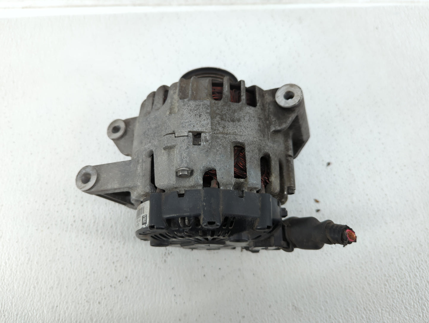 2010-2017 Chevrolet Equinox Alternator Replacement Generator Charging Assembly Engine OEM P/N:13588328 Fits OEM Used Auto Pa