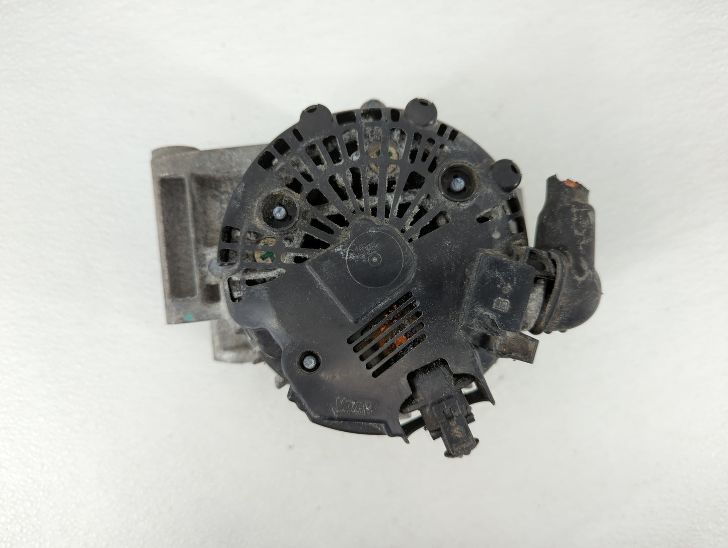 2010-2017 Chevrolet Equinox Alternator Replacement Generator Charging Assembly Engine OEM P/N:13588328 Fits OEM Used Auto Pa