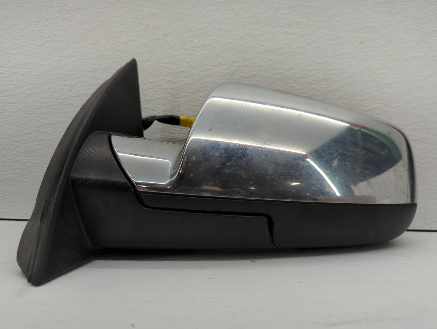 2011-2013 Chevrolet Equinox Driver Side View Mirror - Left Door Mirror OEM Used - Oemusedautoparts1.com