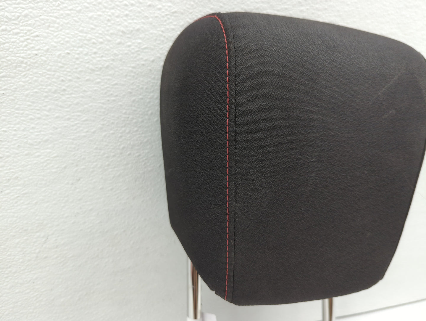 2014 Chevrolet Equinox Headrest Head Rest Front Driver Passenger Seat - Oemusedautoparts1.com