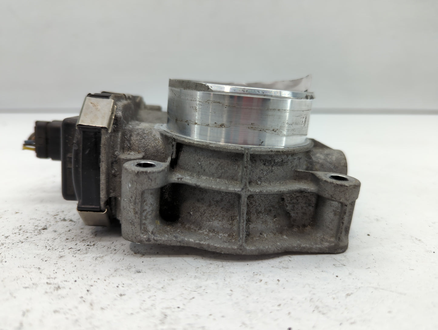 2012-2015 Chevrolet Equinox Throttle Body P/N:12632101CA Fits Fits 2012 2013 2014 2015 OEM Used Auto Parts - Oemusedautopart