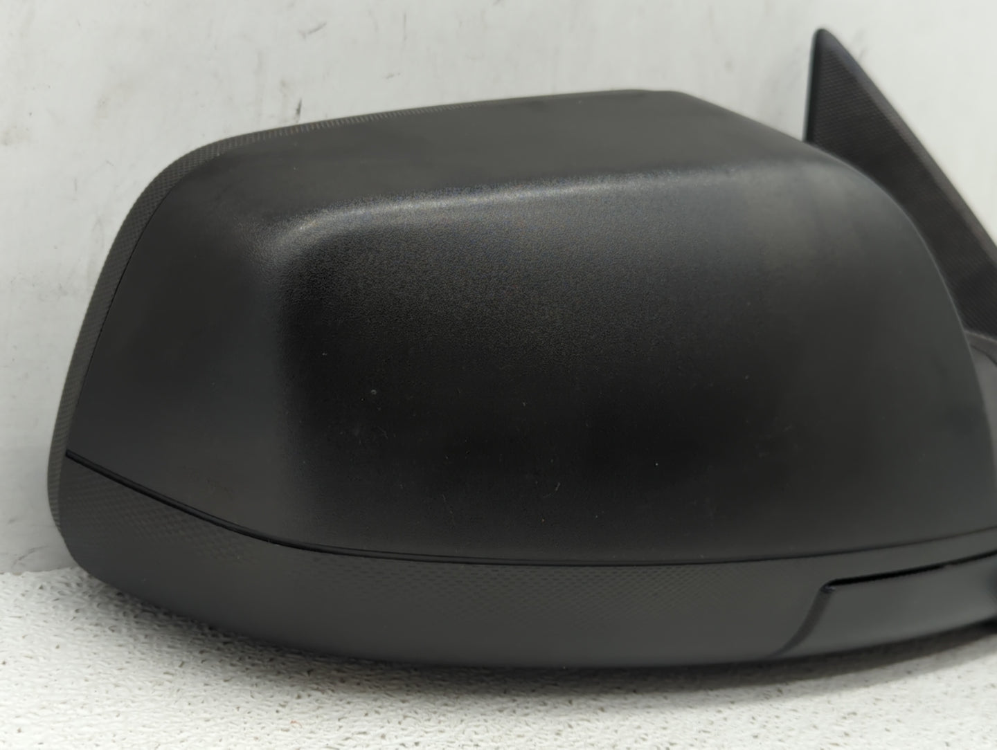 2012-2014 Chevrolet Equinox Passenger Side View Mirror - Right Door Mirror OEM Used - Oemusedautoparts1.com