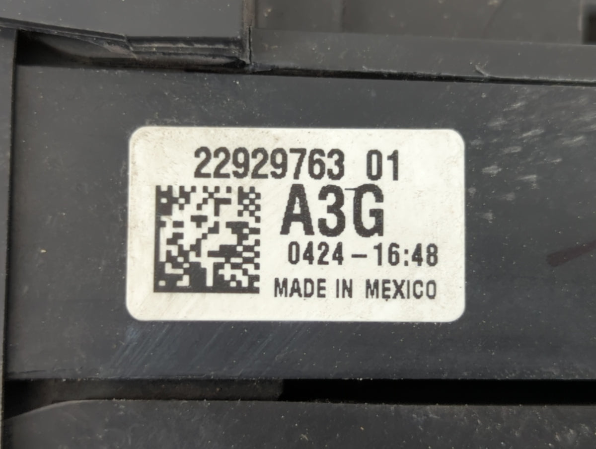 2013-2016 Chevrolet Equinox Fusebox Fuse Box Panel Relay Module P/N:22929763_01 Fits Fits 2013 2014 2015 2016 OEM Used Auto 