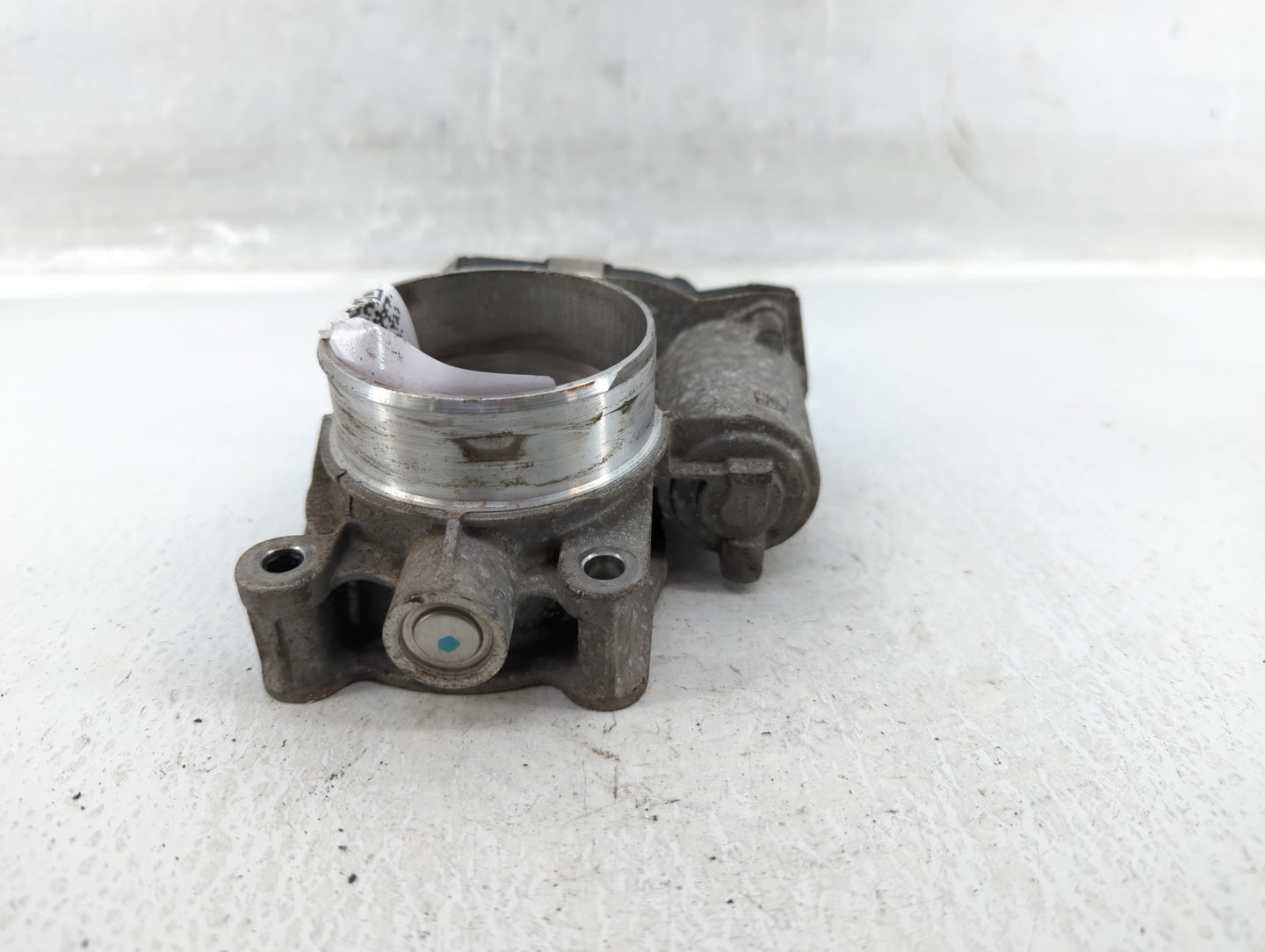 2012-2015 Chevrolet Equinox Throttle Body P/N:12632101CA Fits Fits 2012 2013 2014 2015 OEM Used Auto Parts - Oemusedautopart