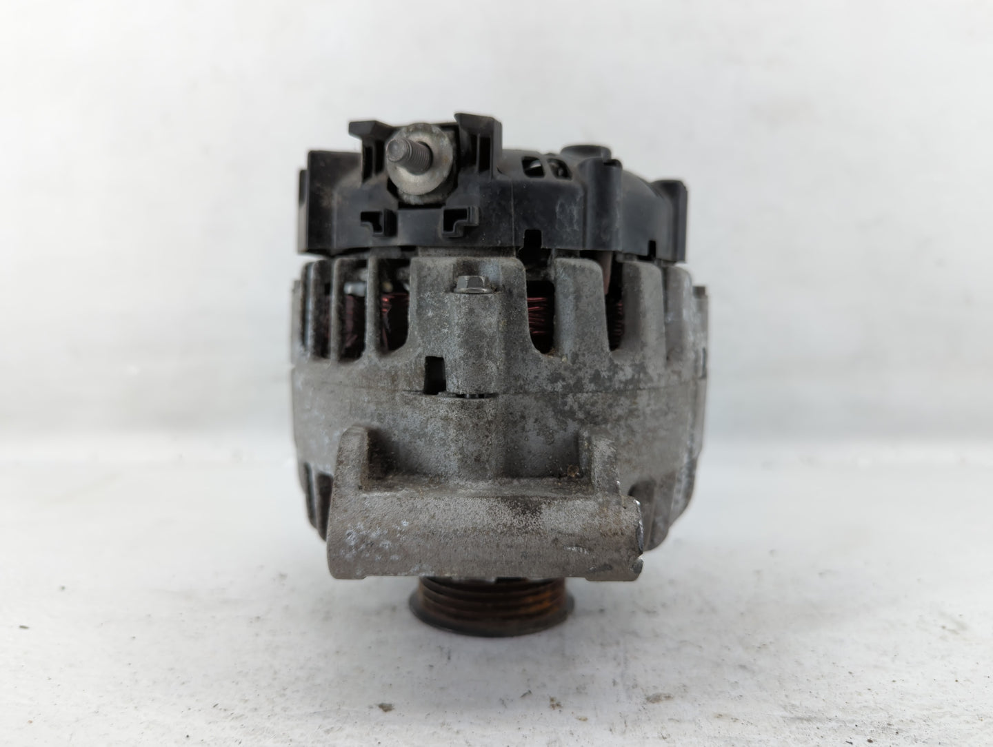 2010-2017 Chevrolet Equinox Alternator Replacement Generator Charging Assembly Engine OEM P/N:13588328 Fits OEM Used Auto Pa