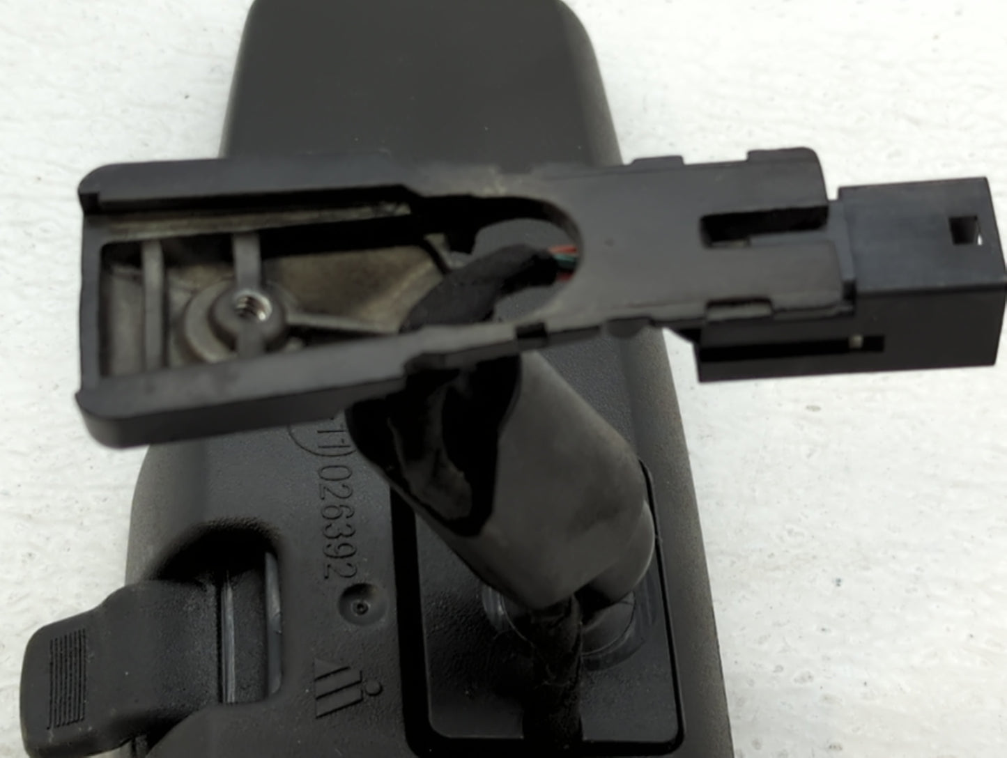 2010-2017 Chevrolet Equinox Interior Rear View Mirror Replacement OEM P/N:E11026392 Fits OEM Used Auto Parts - Oemusedautopa