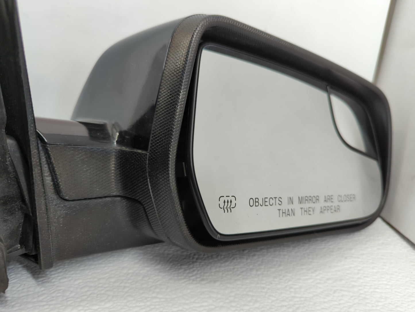 2011-2014 Chevrolet Equinox Passenger Side View Mirror - Right Door Mirror OEM Used - Oemusedautoparts1.com