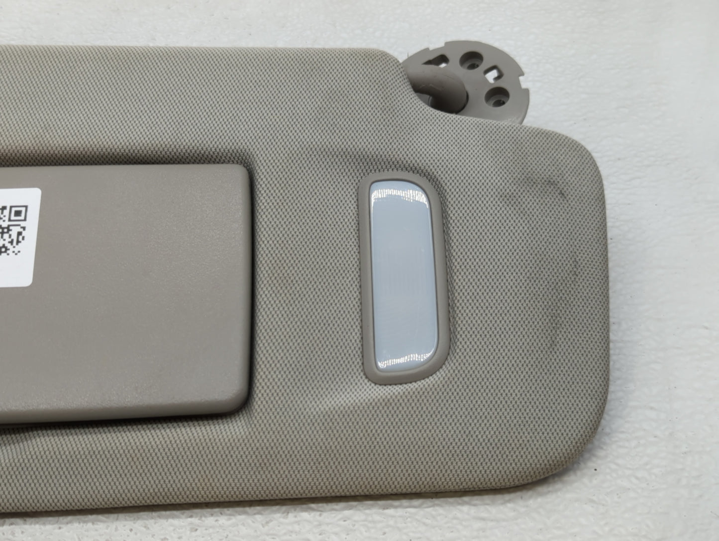 2010-2017 Chevrolet Equinox Sun Visor Shade Replacement Passenger Right Mirror Fits Fits 2010 2011 2012 2013 2014 2015 2016 
