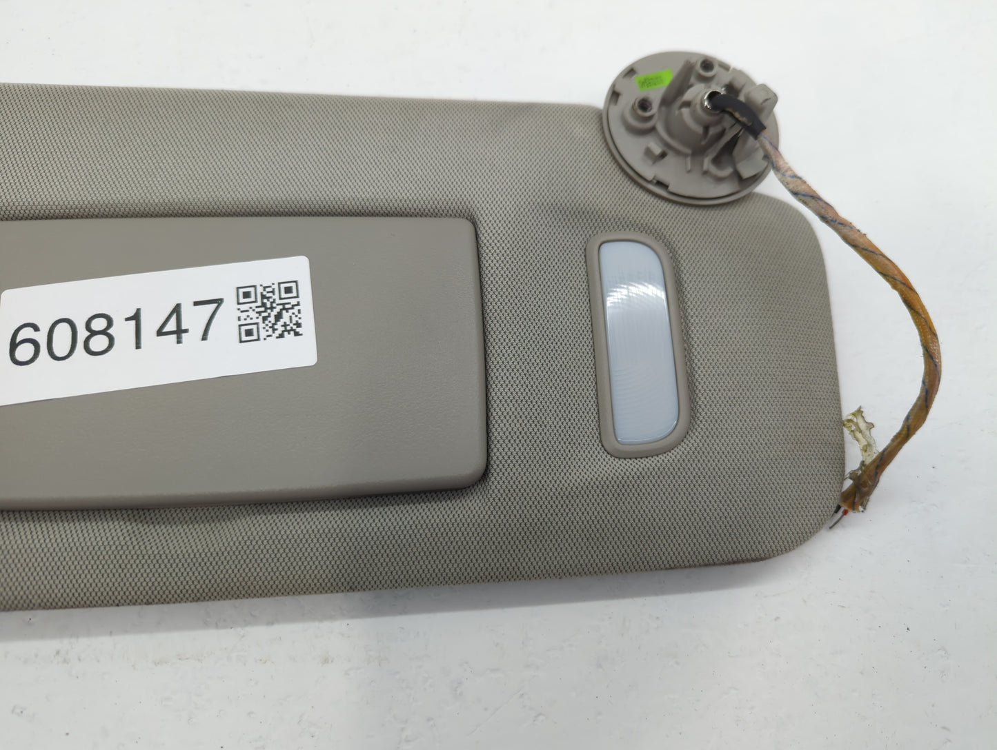 2010-2017 Chevrolet Equinox Sun Visor Shade Replacement Passenger Right Mirror Fits Fits 2010 2011 2012 2013 2014 2015 2016 