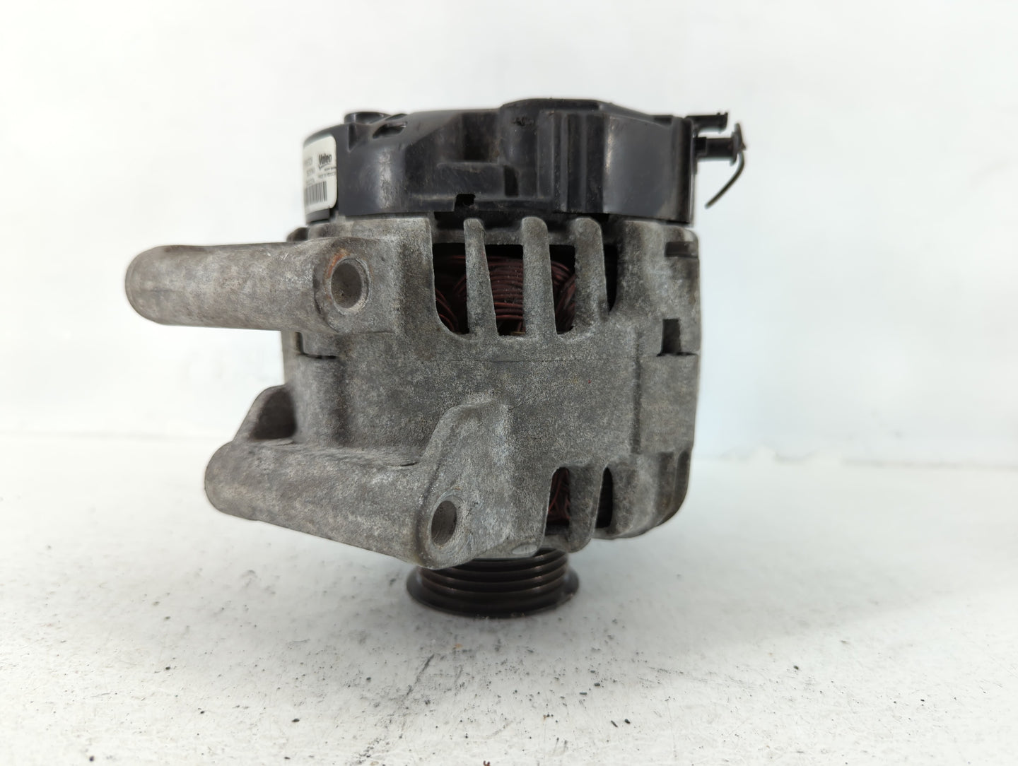 2010-2017 Chevrolet Equinox Alternator Replacement Generator Charging Assembly Engine OEM P/N:13588328 Fits OEM Used Auto Pa