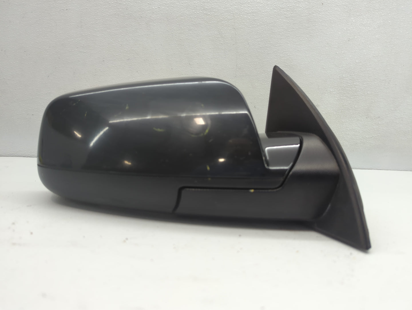 2011-2014 Chevrolet Equinox Passenger Side View Mirror - Right Door Mirror OEM Used - Oemusedautoparts1.com