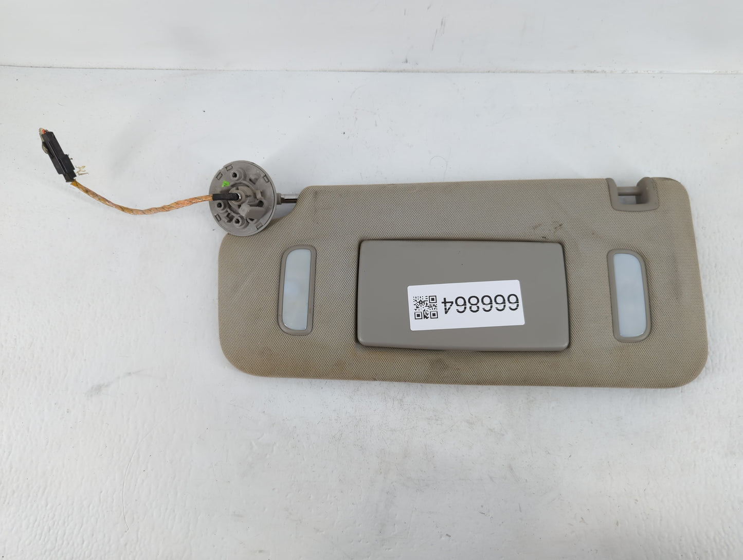 2010-2017 Chevrolet Equinox Sun Visor Shade Replacement Driver Left Mirror Fits Fits 2010 2011 2012 2013 2014 2015 2016 2017